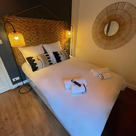 Large Comfortable House For Groups And Families Апартаменты Амьен